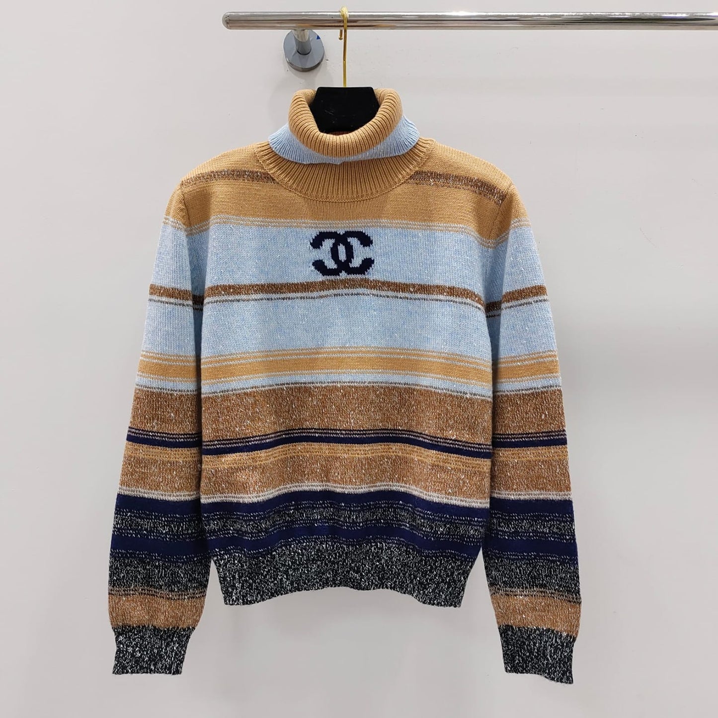 Channel Women's Sweeter