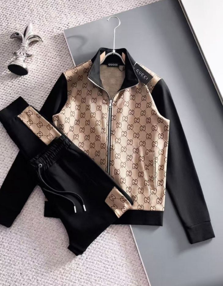 Gucci men's clothes