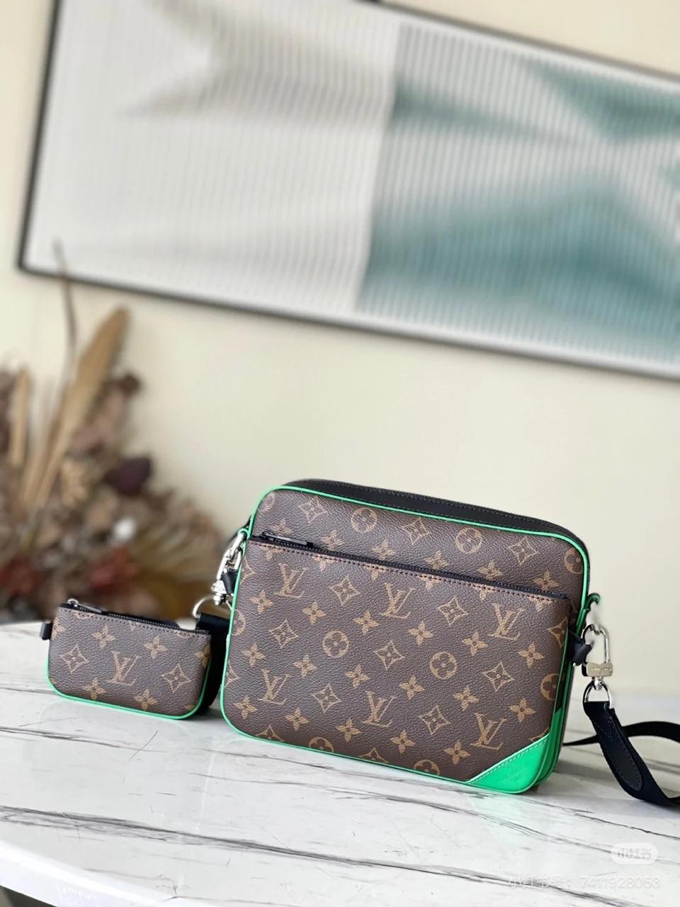 Louis Vuitton Men's Bag
