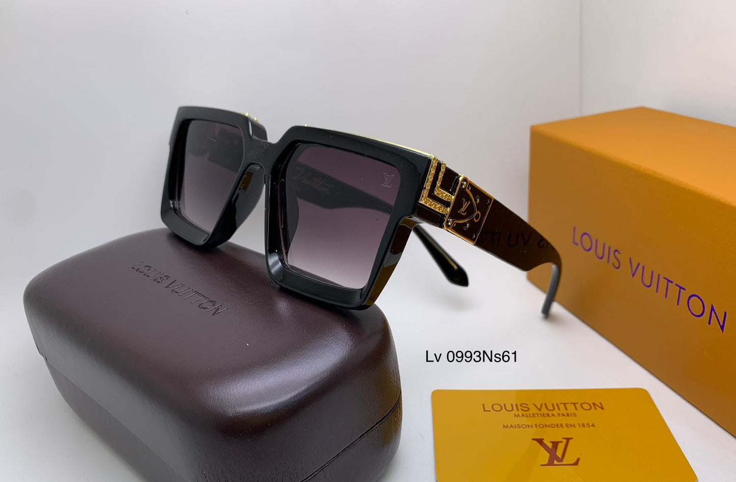 Louis Vuitton Women's Glasses