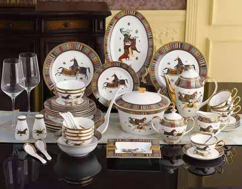 Hermes Dinner Set