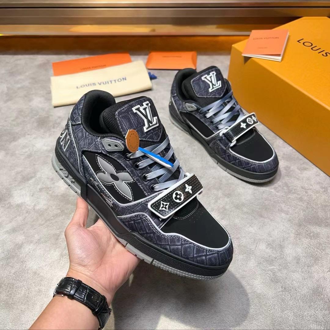 Louis Vuitton Men's Shoe