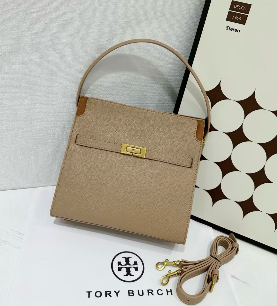 Beige Tory Burch women's shoulder bag