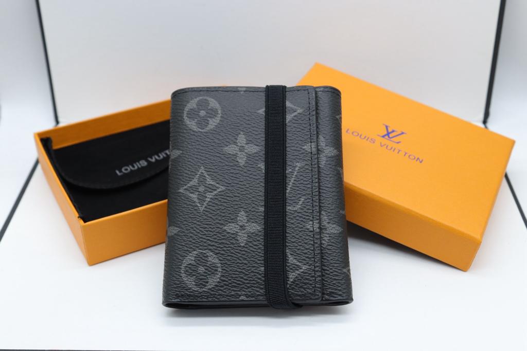 LOUIS VUITTON Men's Wallet