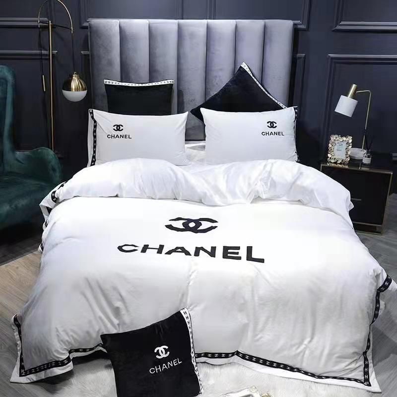 Chanel King Size 6pcs Bedsheet Set