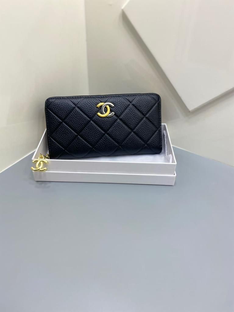 Chanel Flap Wallet Grained shiny calfskin - Aone Brands Dubai