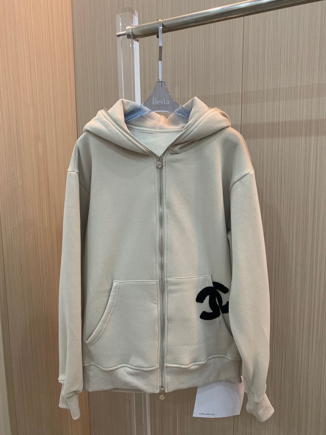 GG Long-Sleeve Zip Hoodie - Aone Brands Dubai