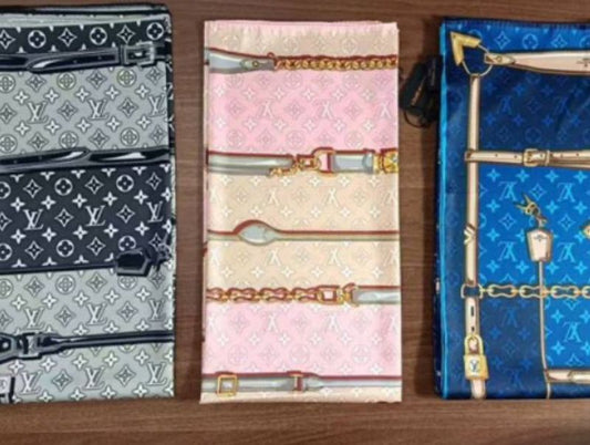 Louis Vuitton Women's Scarf