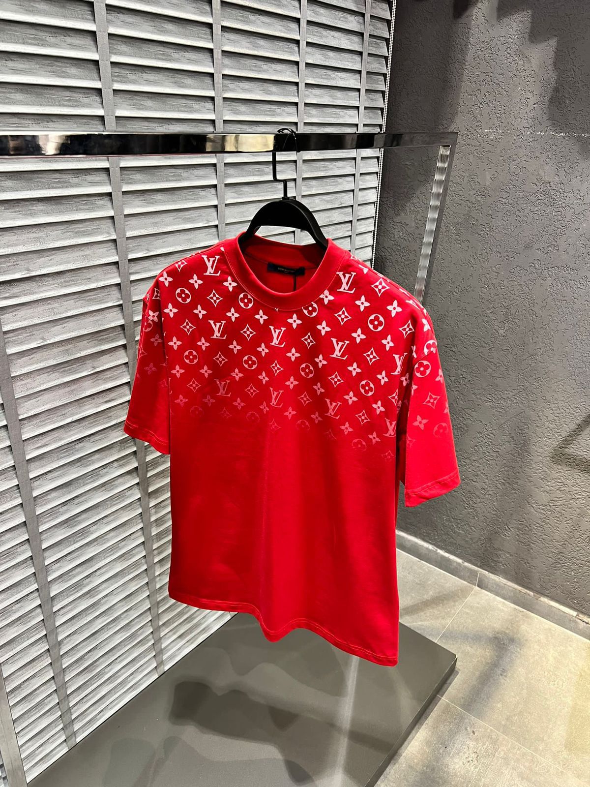 Louis Vuitton Mens T-Shirt