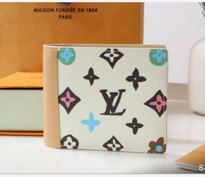 lovis Vuitton men's wallets