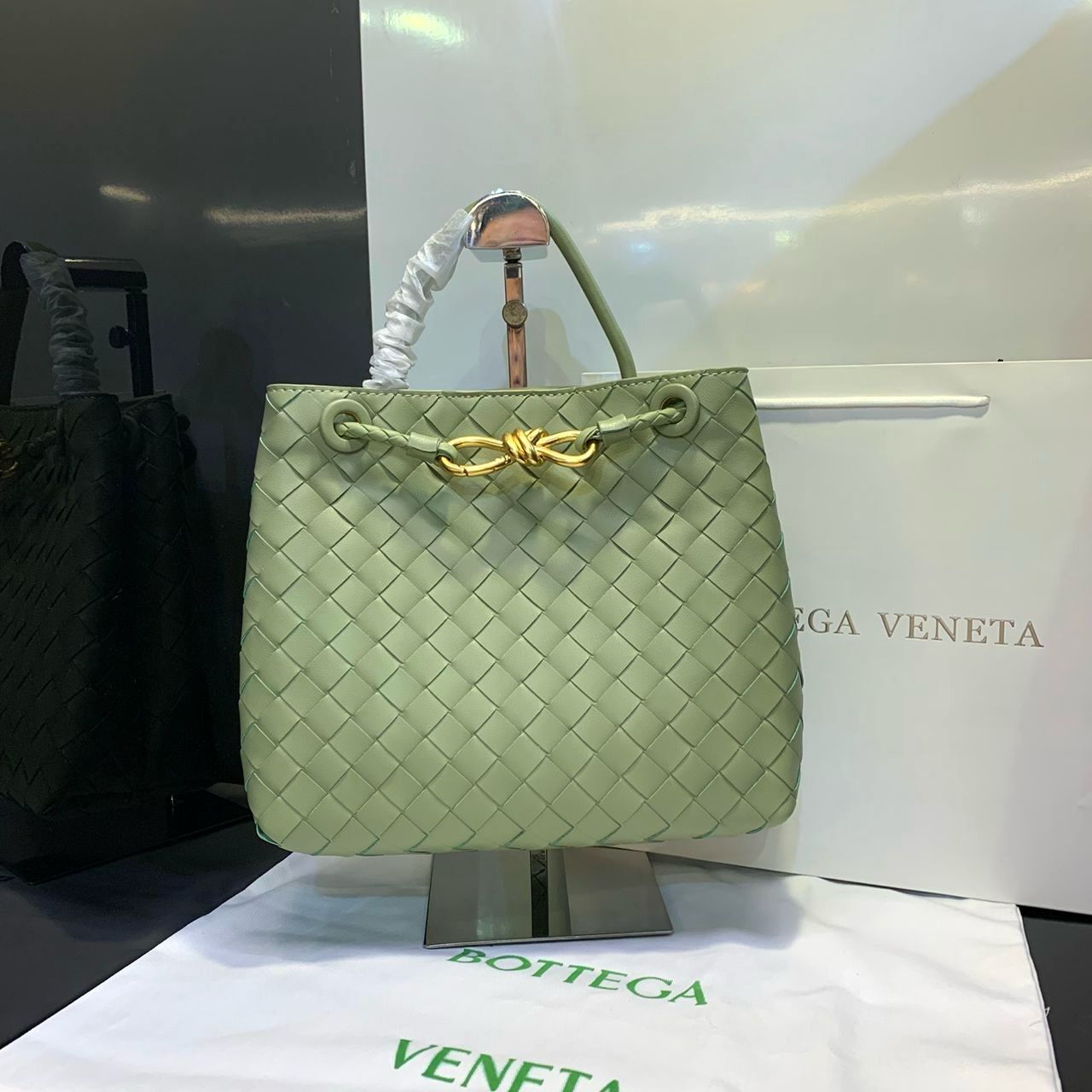 BOTTEGA VENETA Andiamo