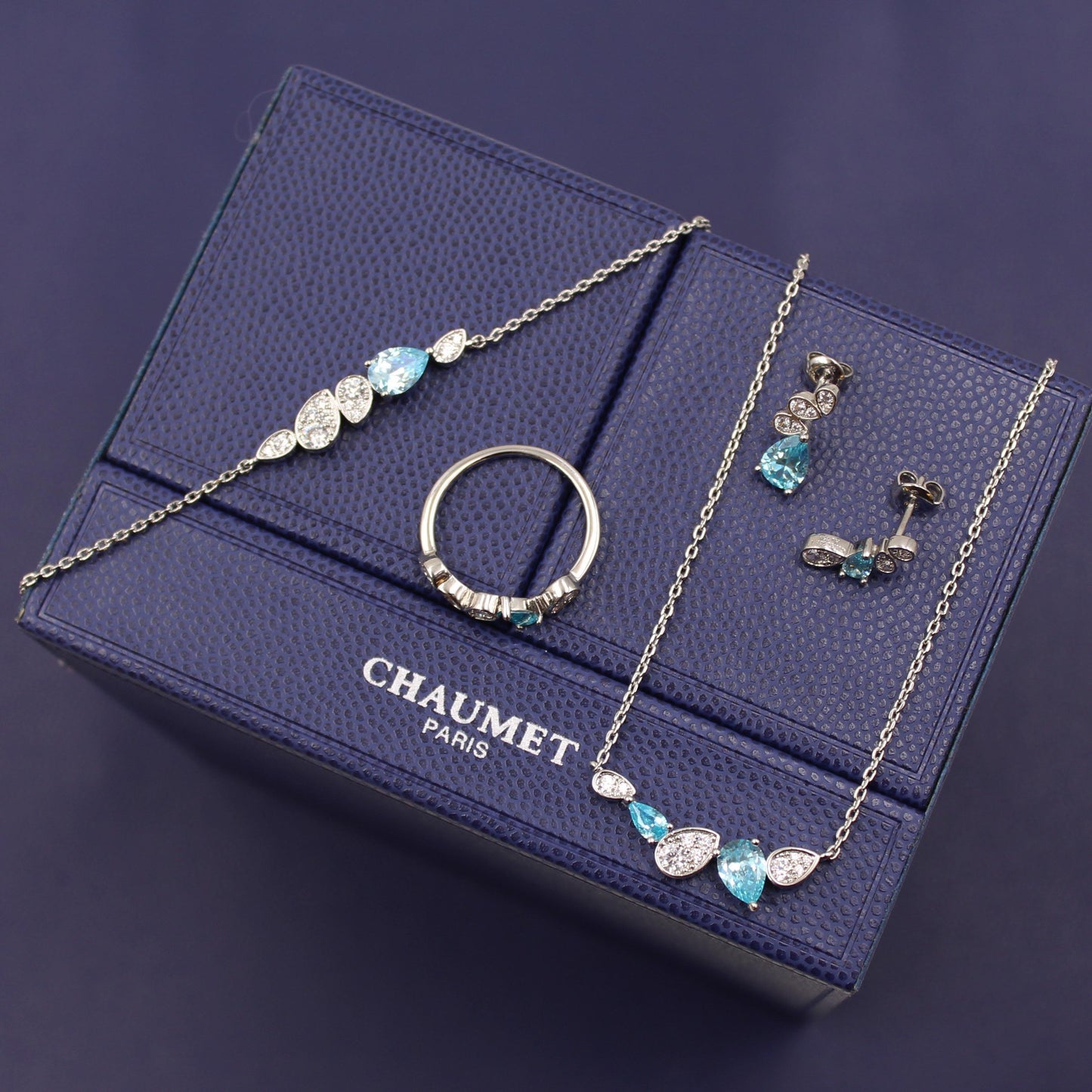 Chaumet Paris Jewelry Set - Aone Brands Dubai