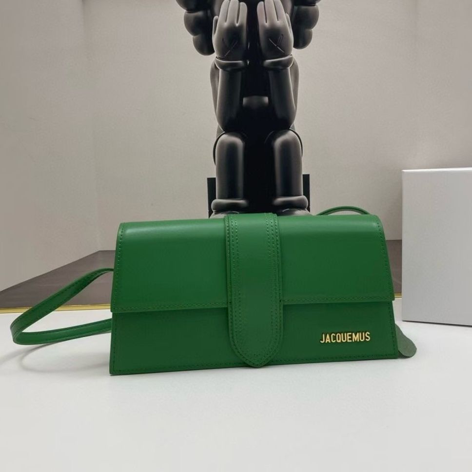 Jacquemus Luxury Women Handbag