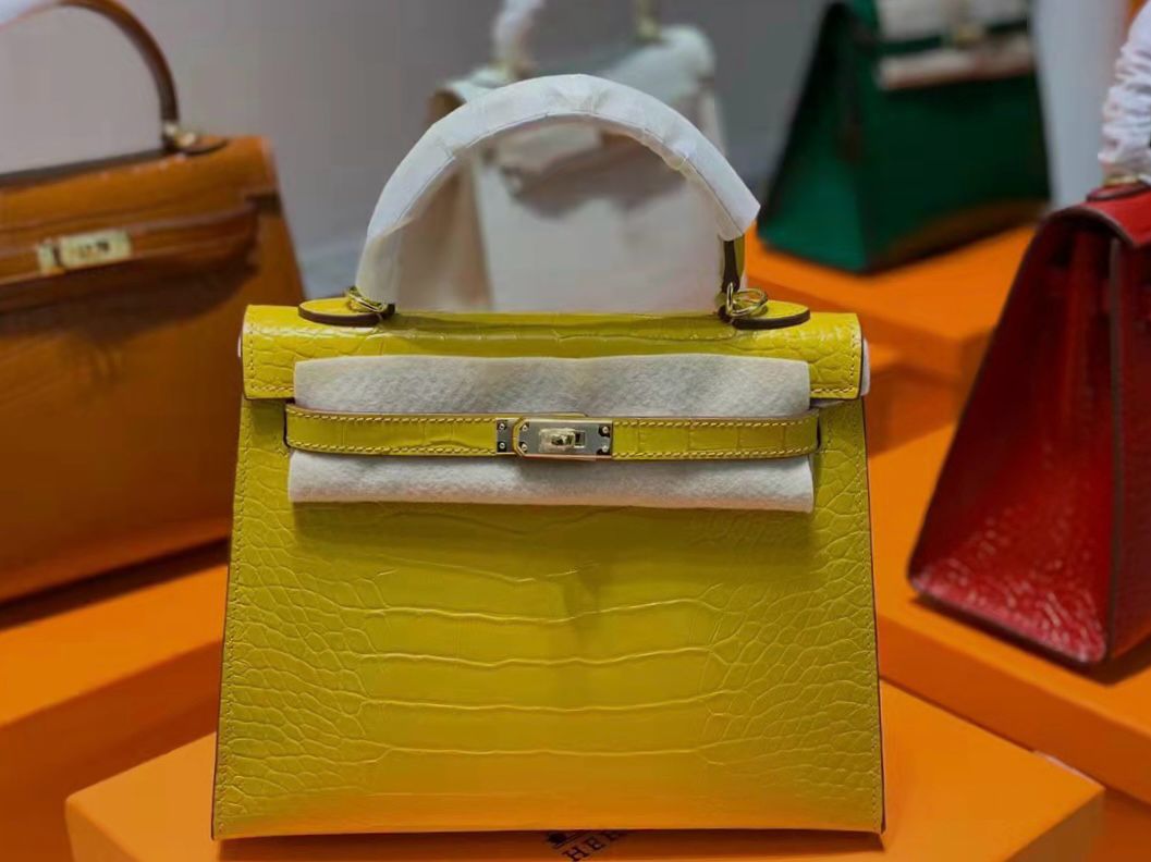 Hermes Kelly Handbag - Aone Brands Dubai