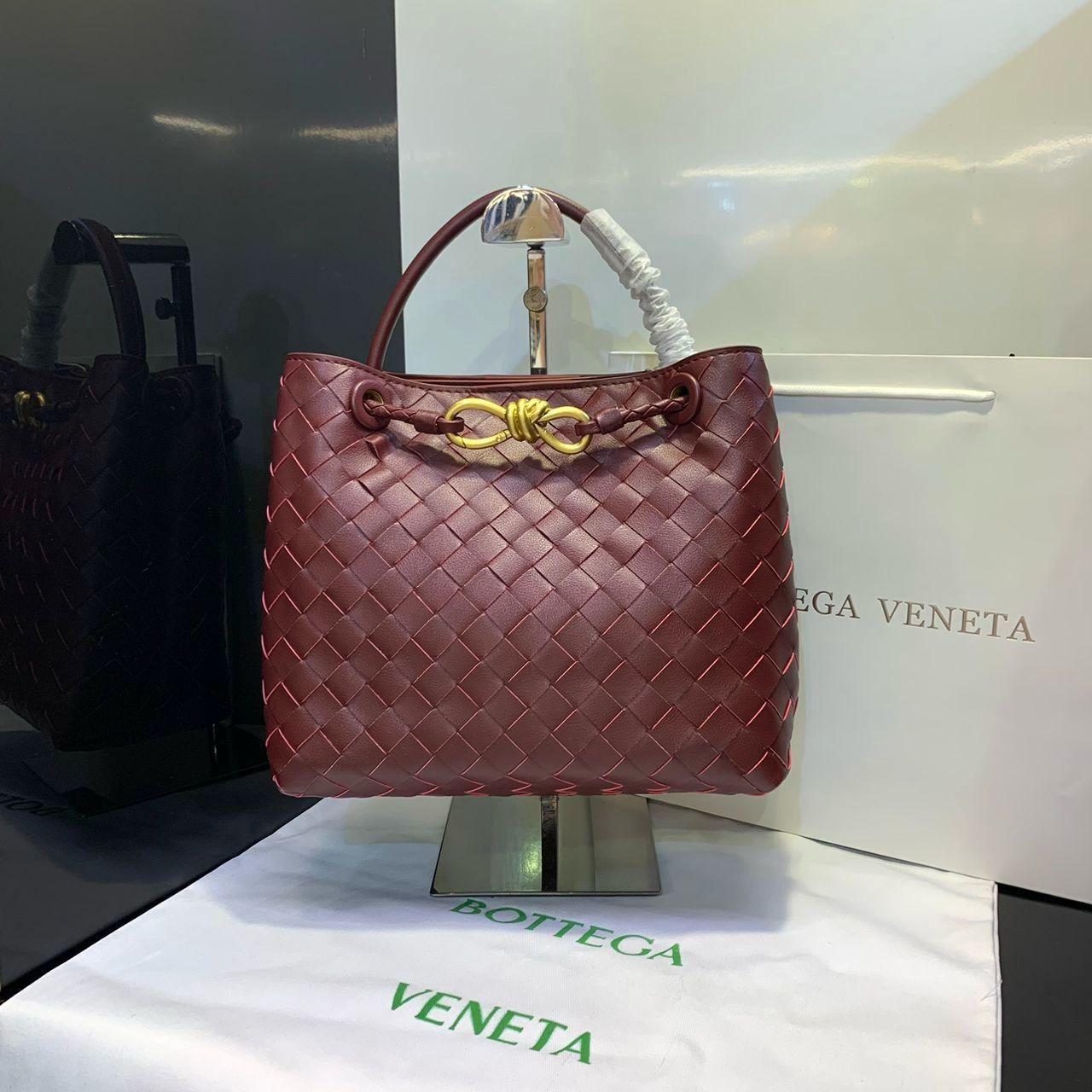 BOTTEGA VENETA Andiamo