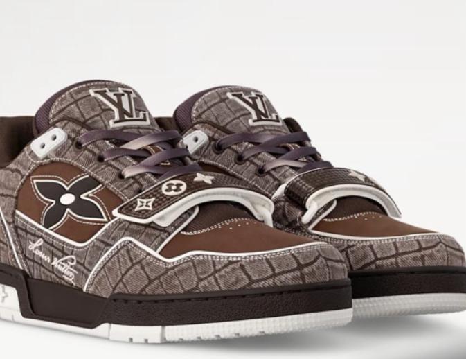 Lovis Vuitton men's shoes