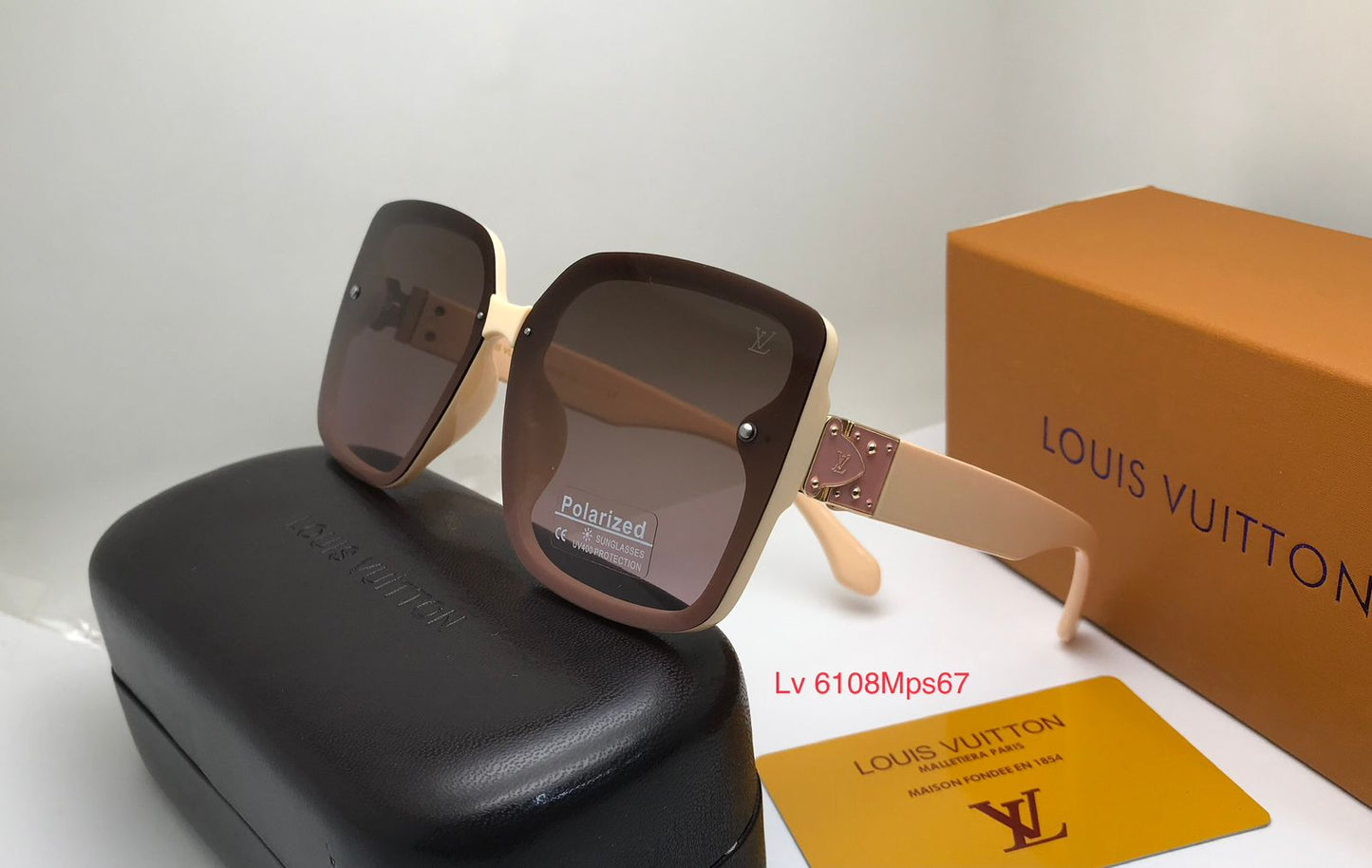 Louis Vuitton Women's Glasses