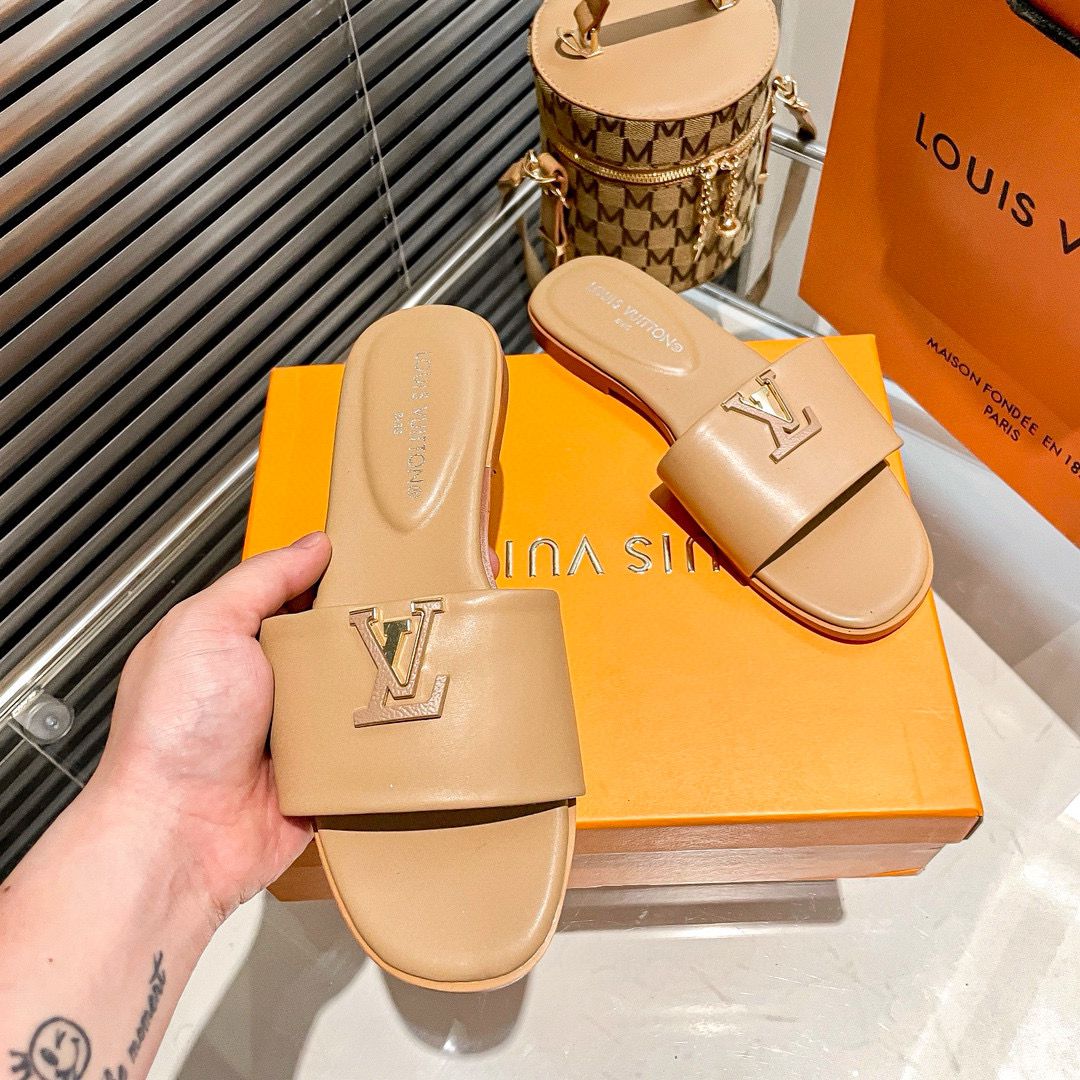 Louis Vuitton Women's Shoe's