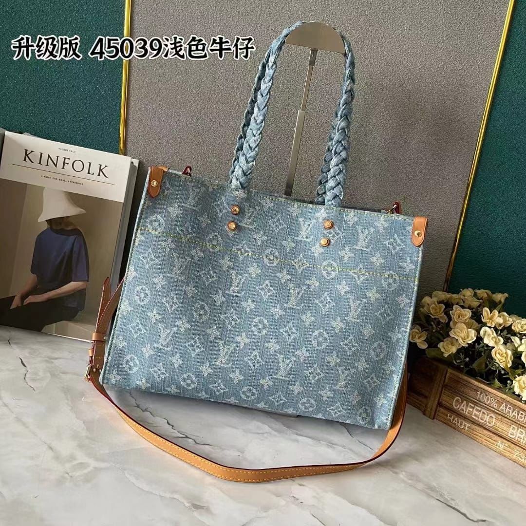 Louis Vuitton Women's Bags