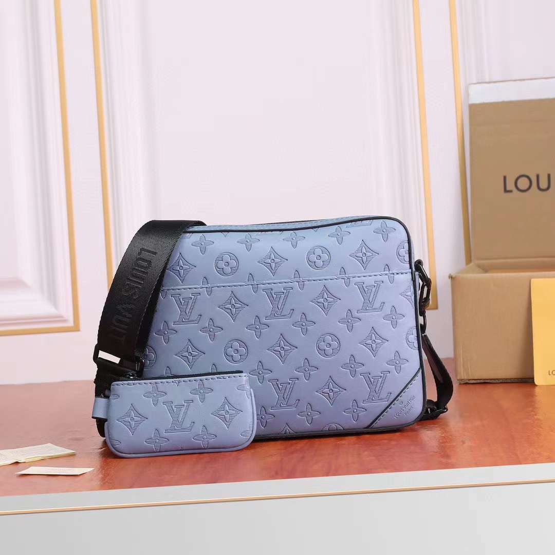 Louis Vuitton Men's Hand Bags