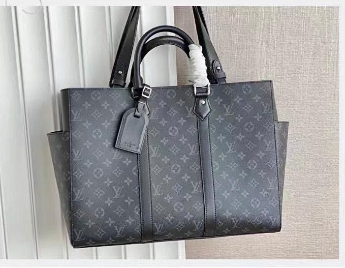 Louis Vuitton Men's Bag