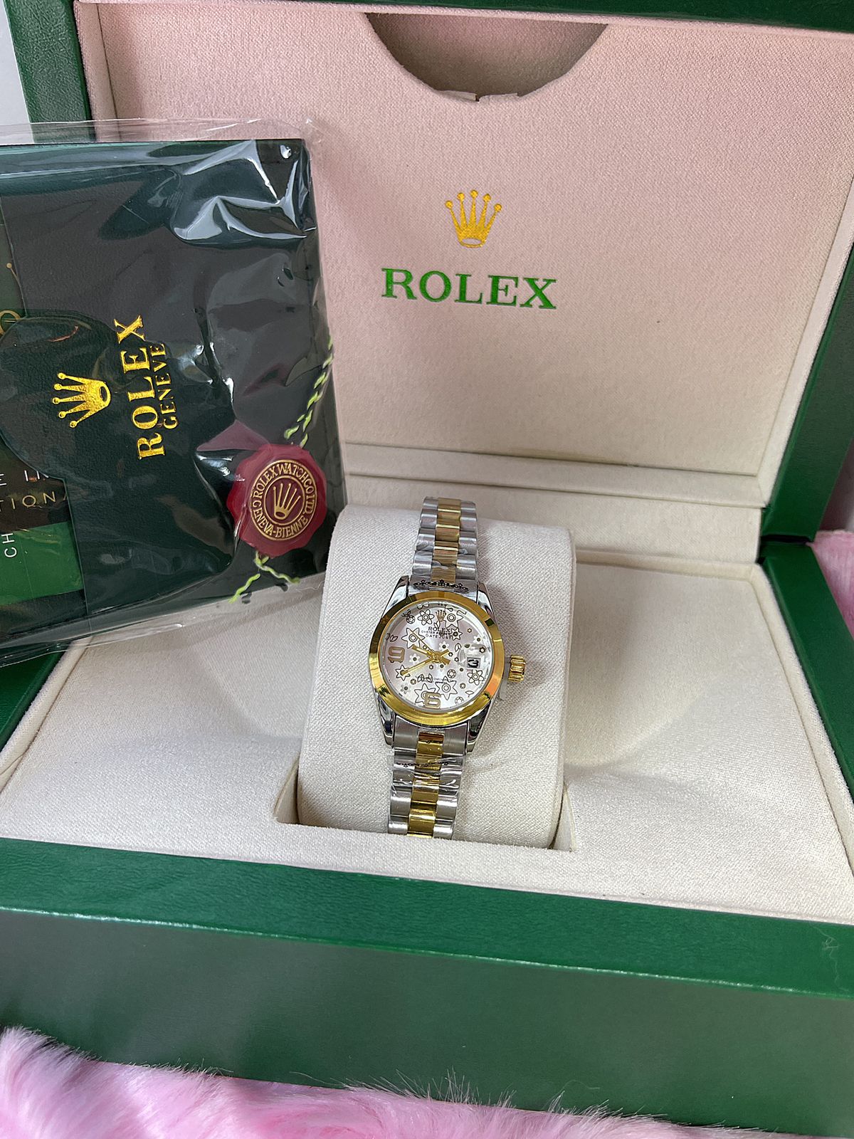 Rolex Submariner - Aone Brands Dubai