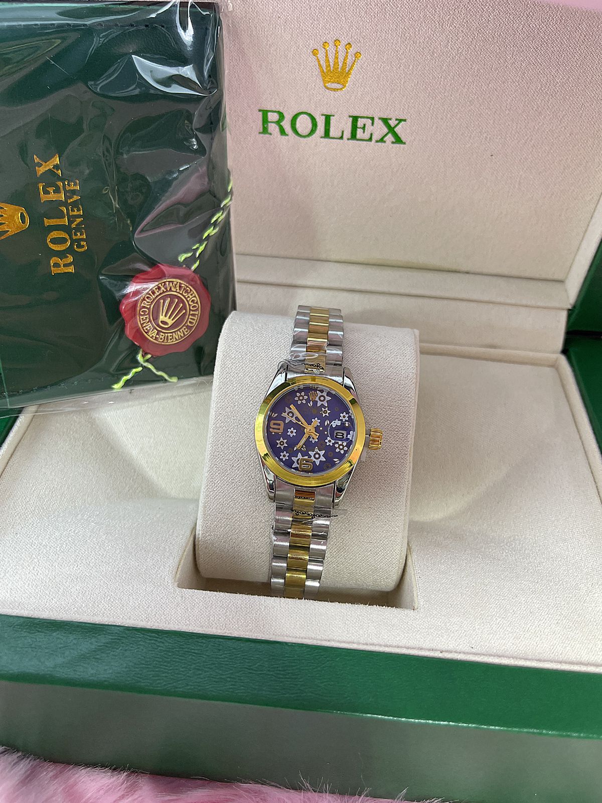 Rolex Submariner - Aone Brands Dubai