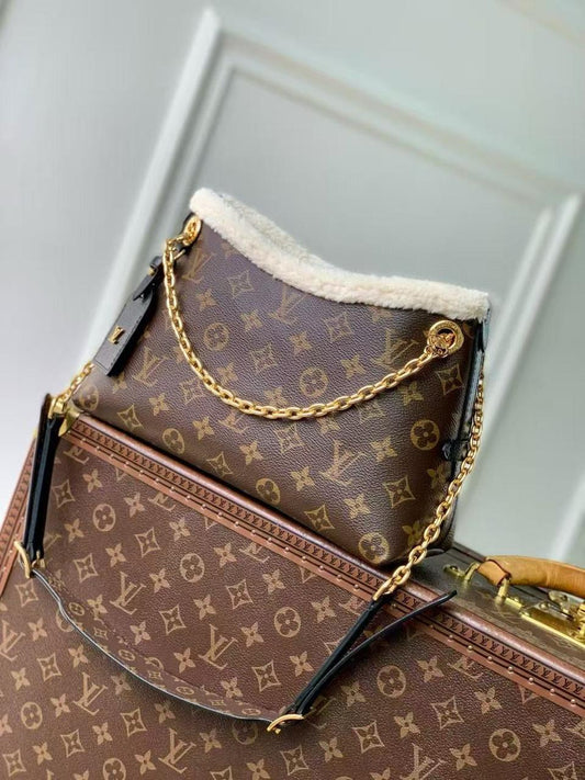 Louis Vuitton Women's Bag