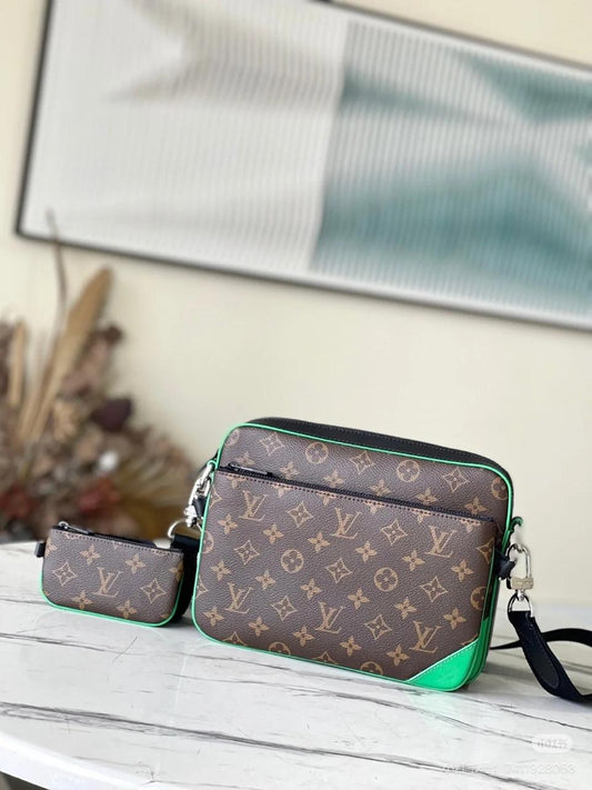 Louis Vuitton Men's Bag