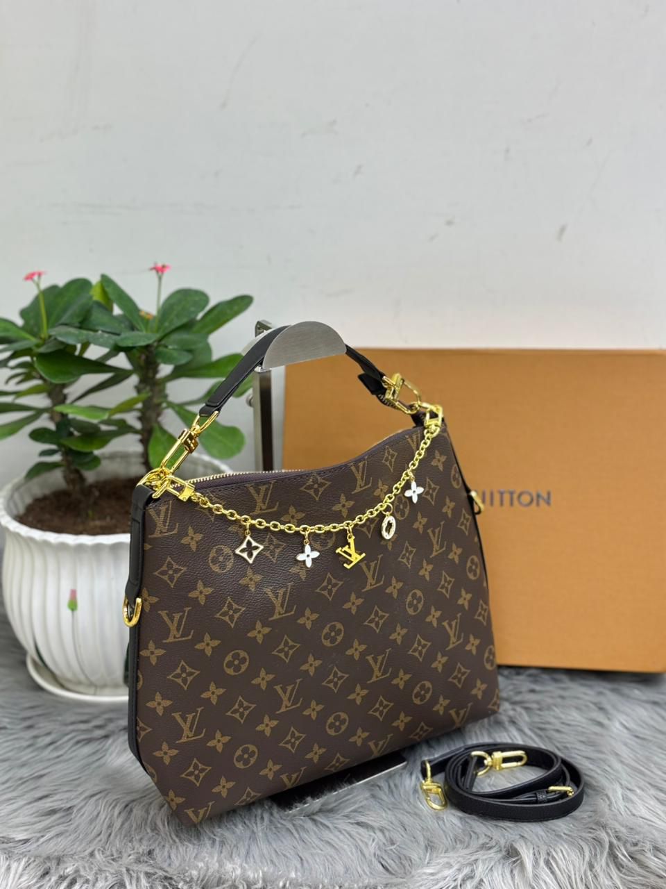Lovis Vutton Women's Bags - Aone Brands Dubai
