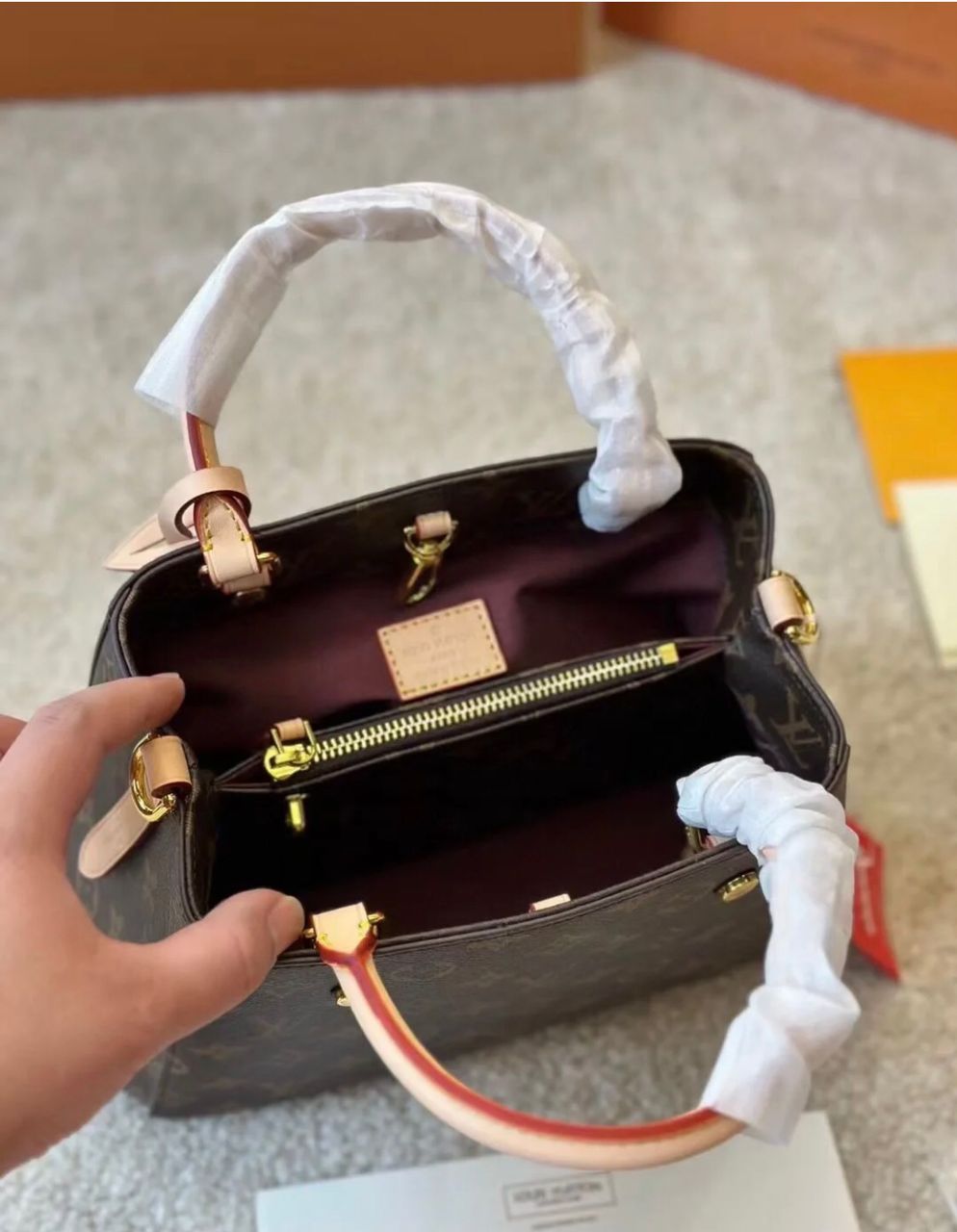 Lovis Vutton Women's Bags - Aone Brands Dubai