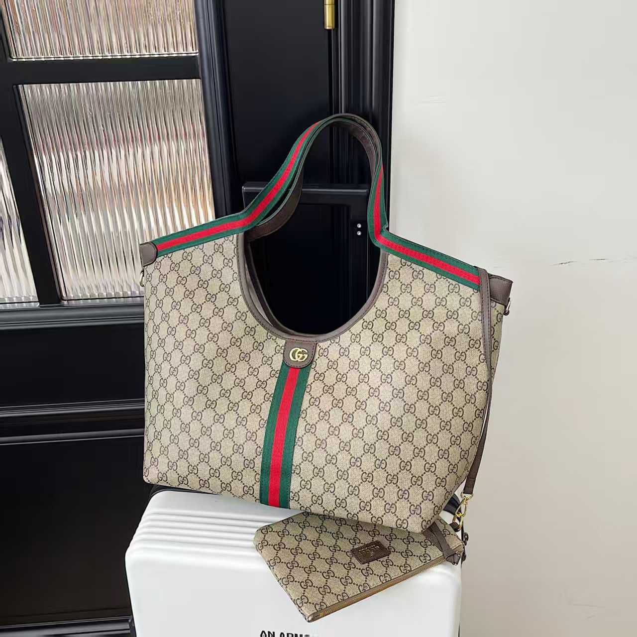 Gucci Women's Bag - Aone Brands Dubai