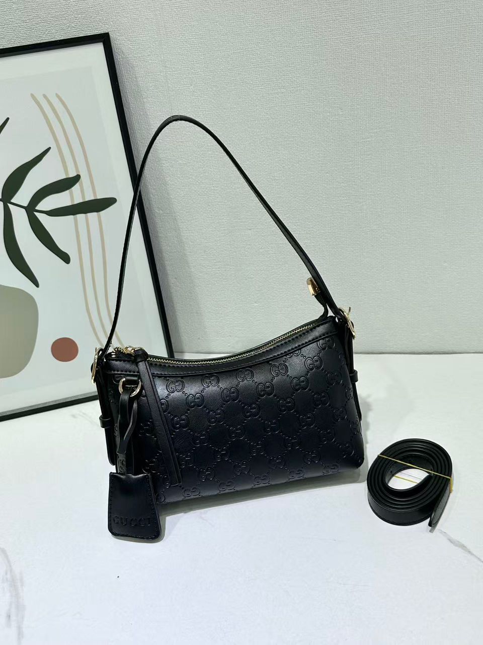 Gucci Women's Bag - Aone Brands Dubai