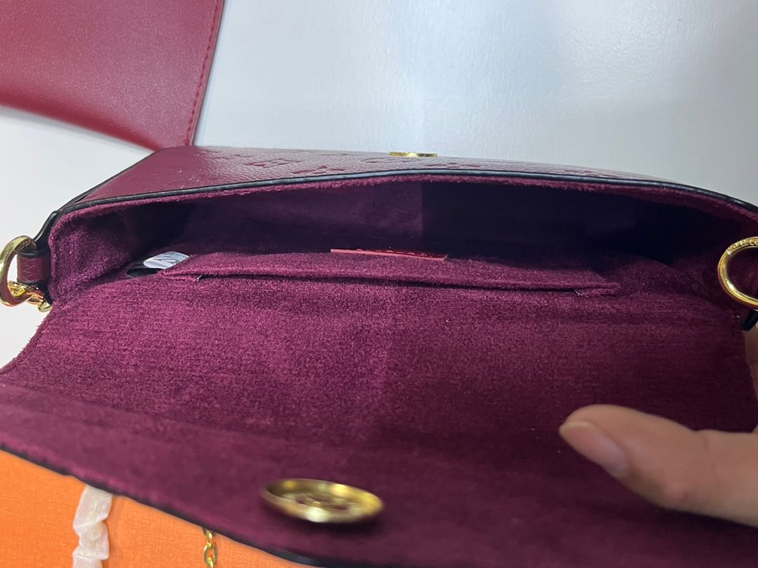 Lovis Vutton Women's Bags - Aone Brands Dubai
