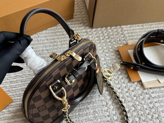 Lovis Vutton Women's Bags - Aone Brands Dubai