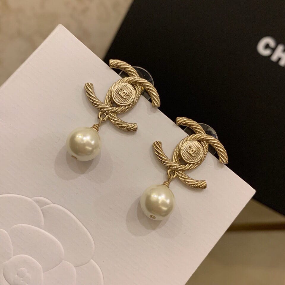 Channel Women's Earrings