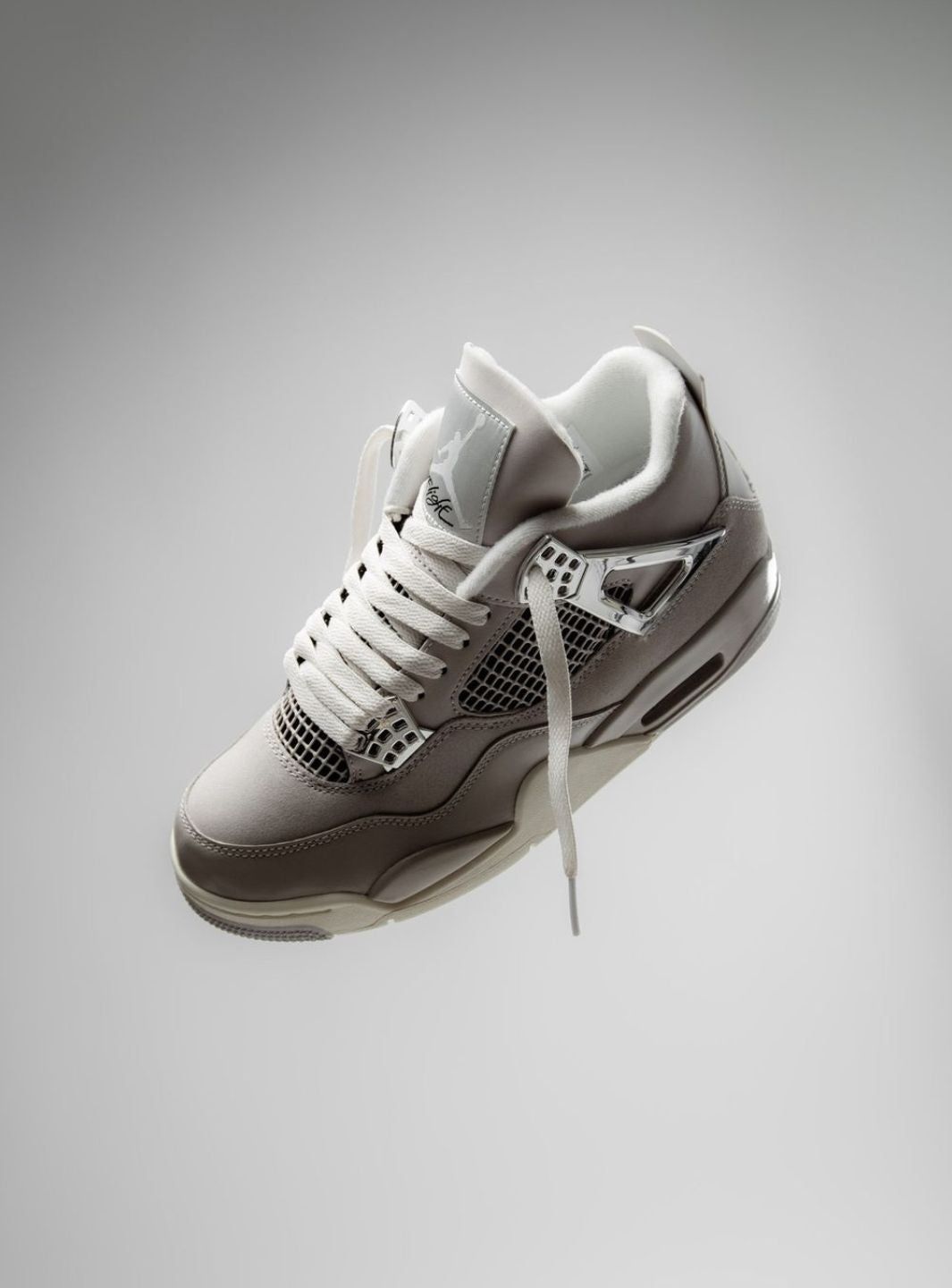 Air Jordan 4 Retro Frozen Moments side view
