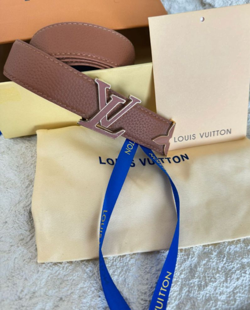 lovis Vuitton Women's Belt