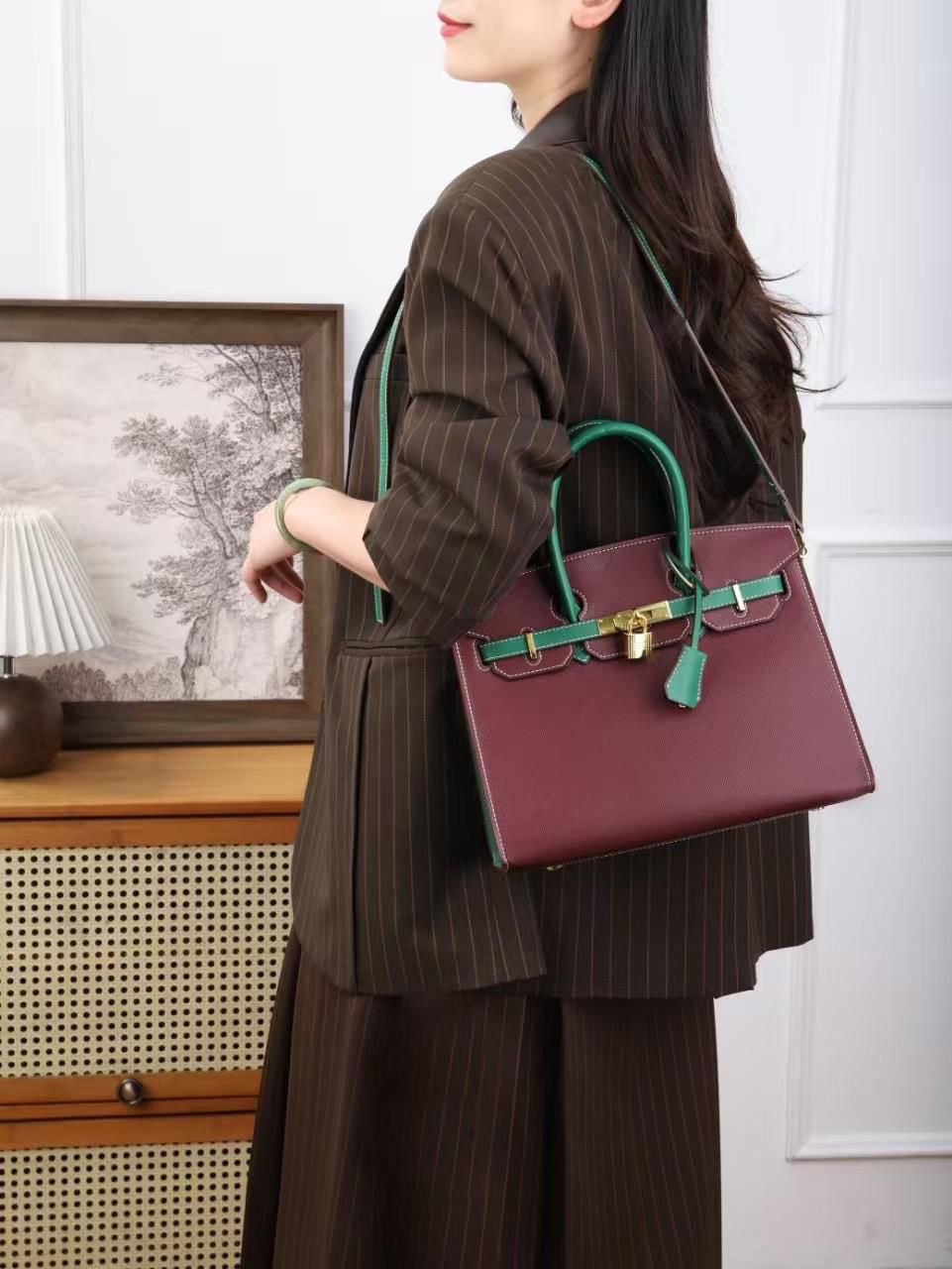 Burgundy women luxury leather shoulder bag with green accents