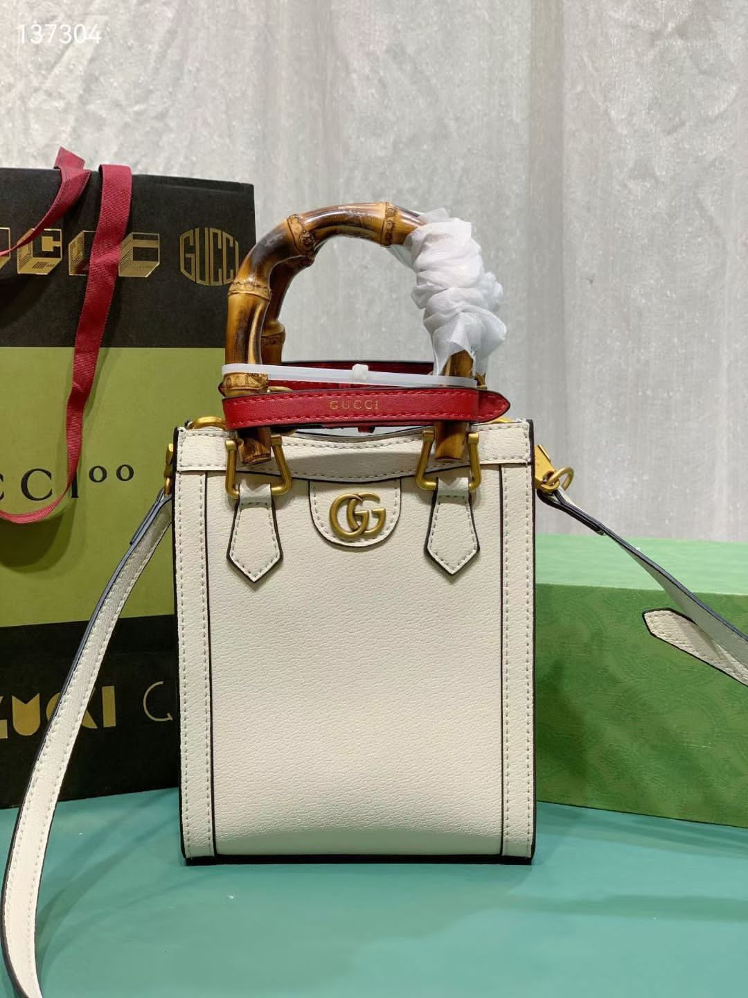 GUCCI DIANA HANDBAG