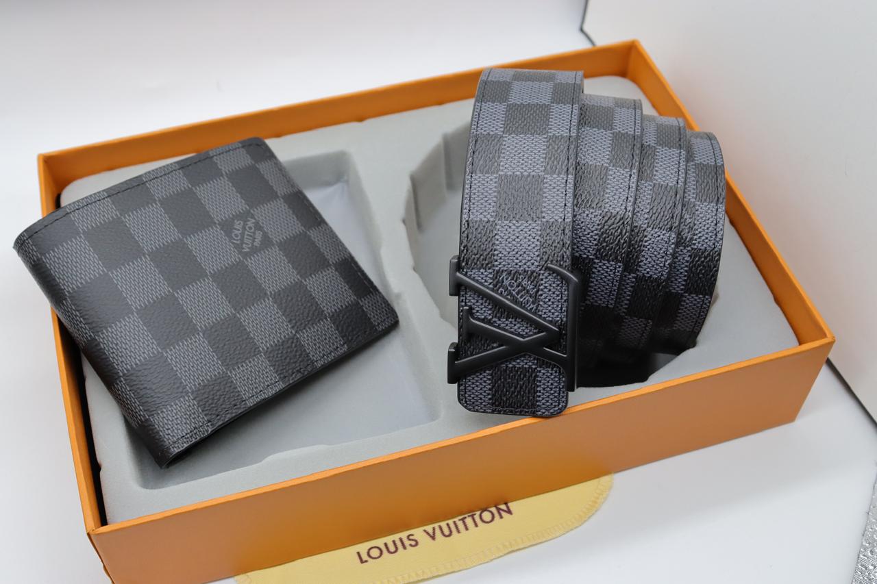 LOUIS VUITTON Belt & Wallet