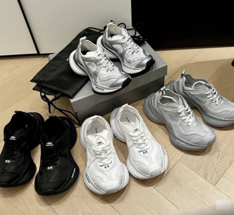 Balenciaga men's shoe