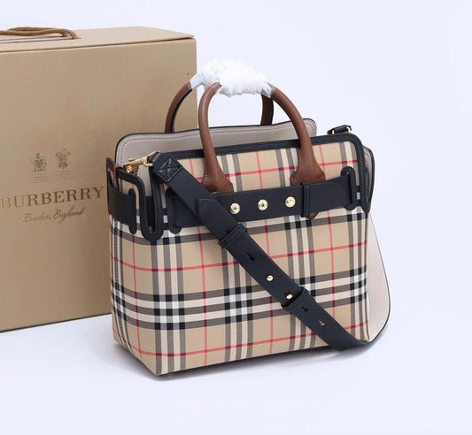 BURBERRY Ll Baby Belt Bag