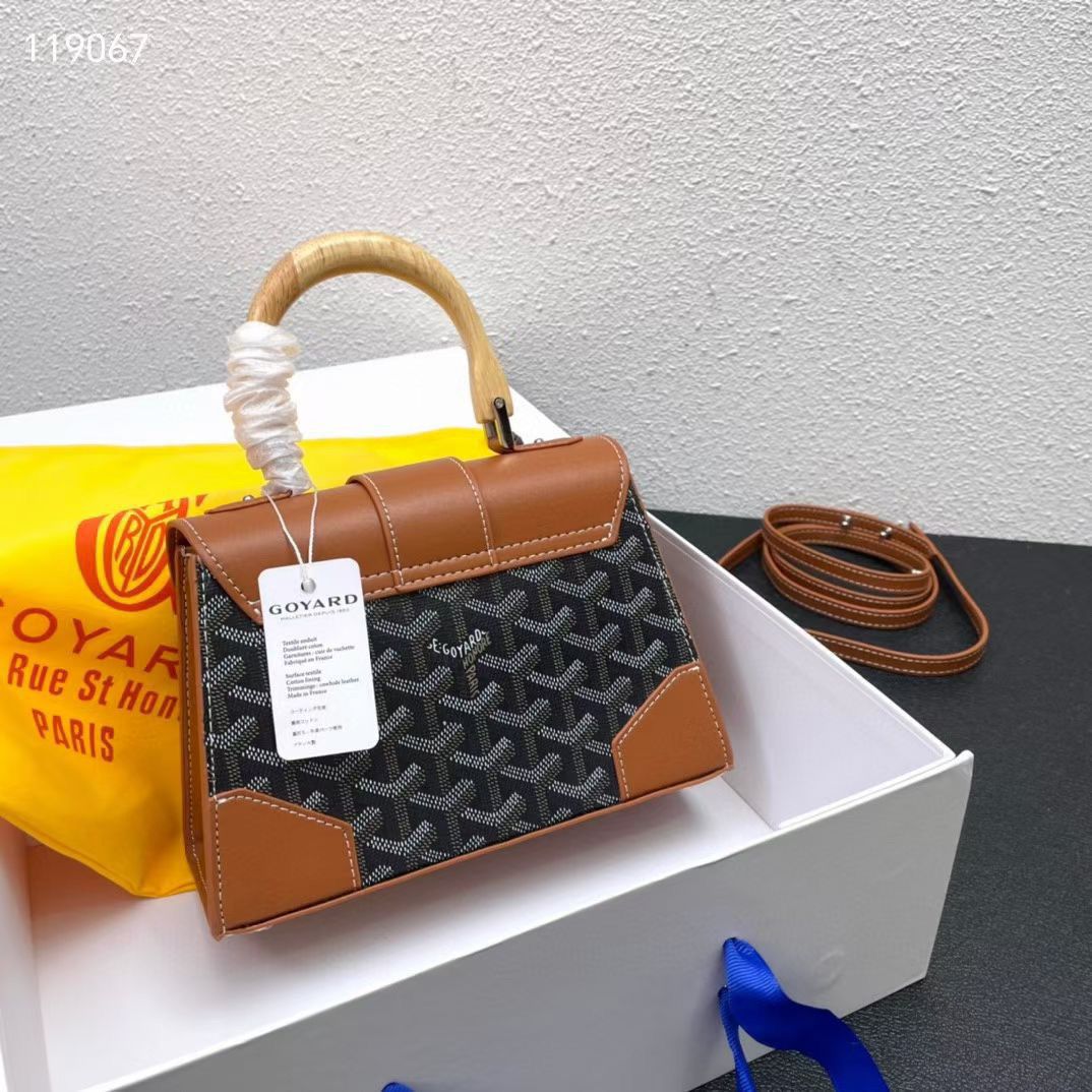 Goyard handbag tag details with white background