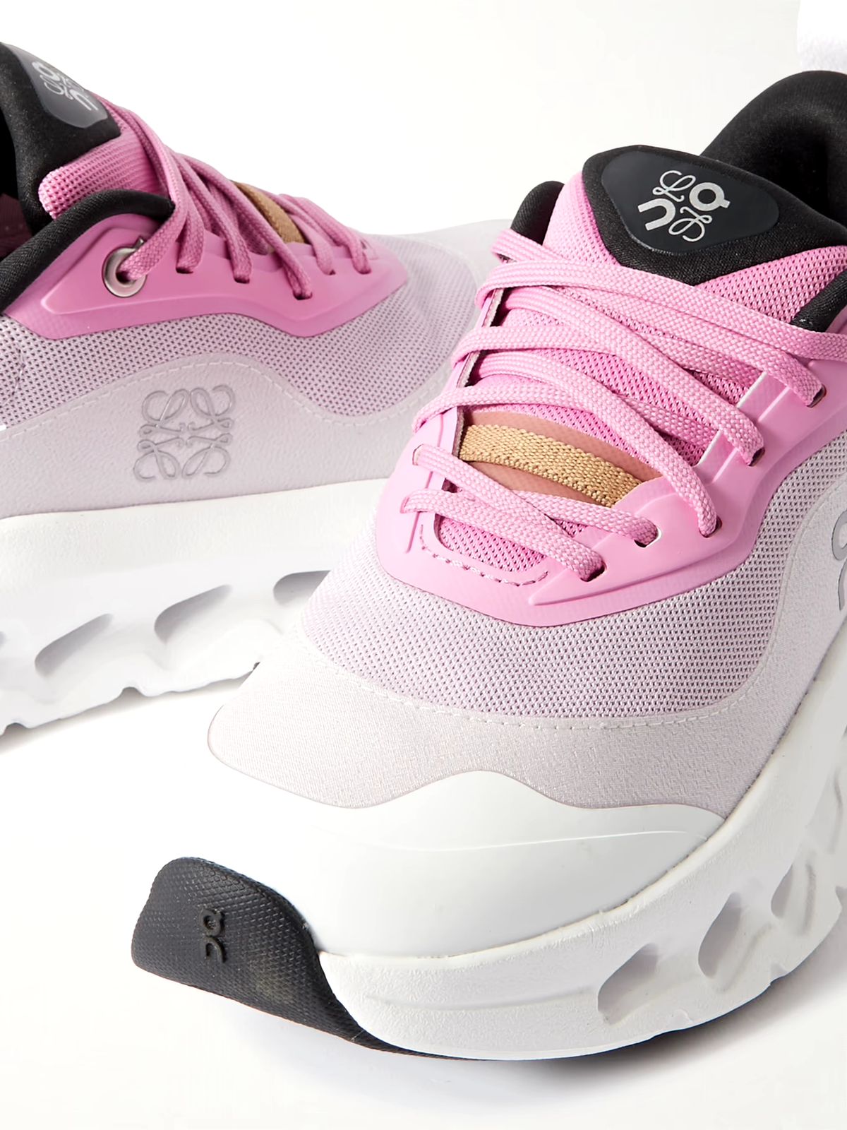 LOEWE x On Cloudtilt 2 pink white sneakers close-up