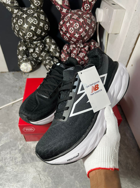 New Balance Fresh Foam black running shoes in UAE