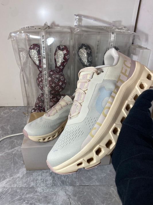 On Cloudmonster 2 women’s running shoes in Cream and Horizon