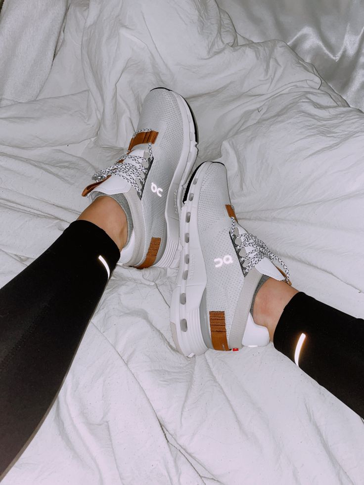 On Cloudnova white and brown lifestyle sneakers