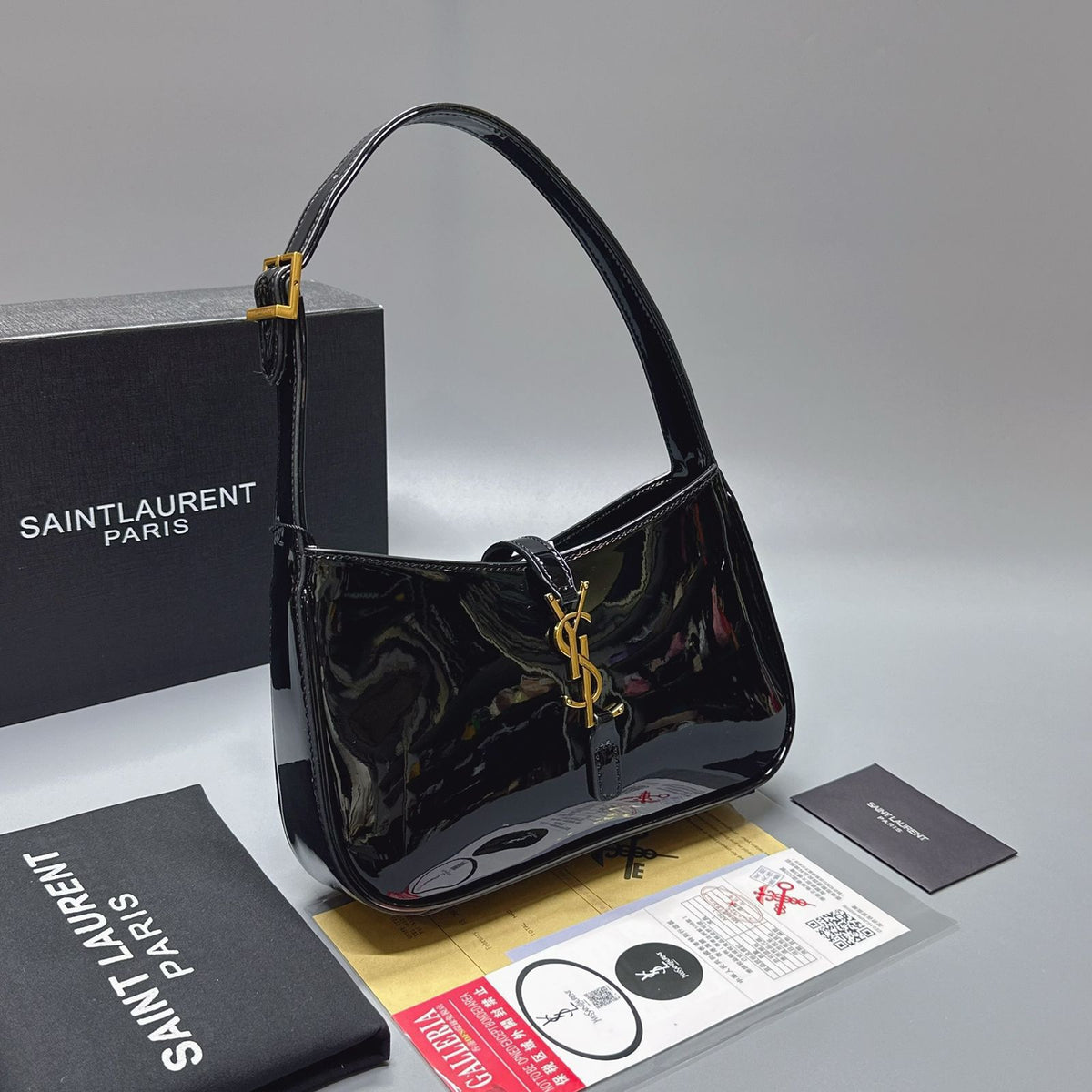 Saint Laurent Le 5 A 7 glossy black shoulder bag