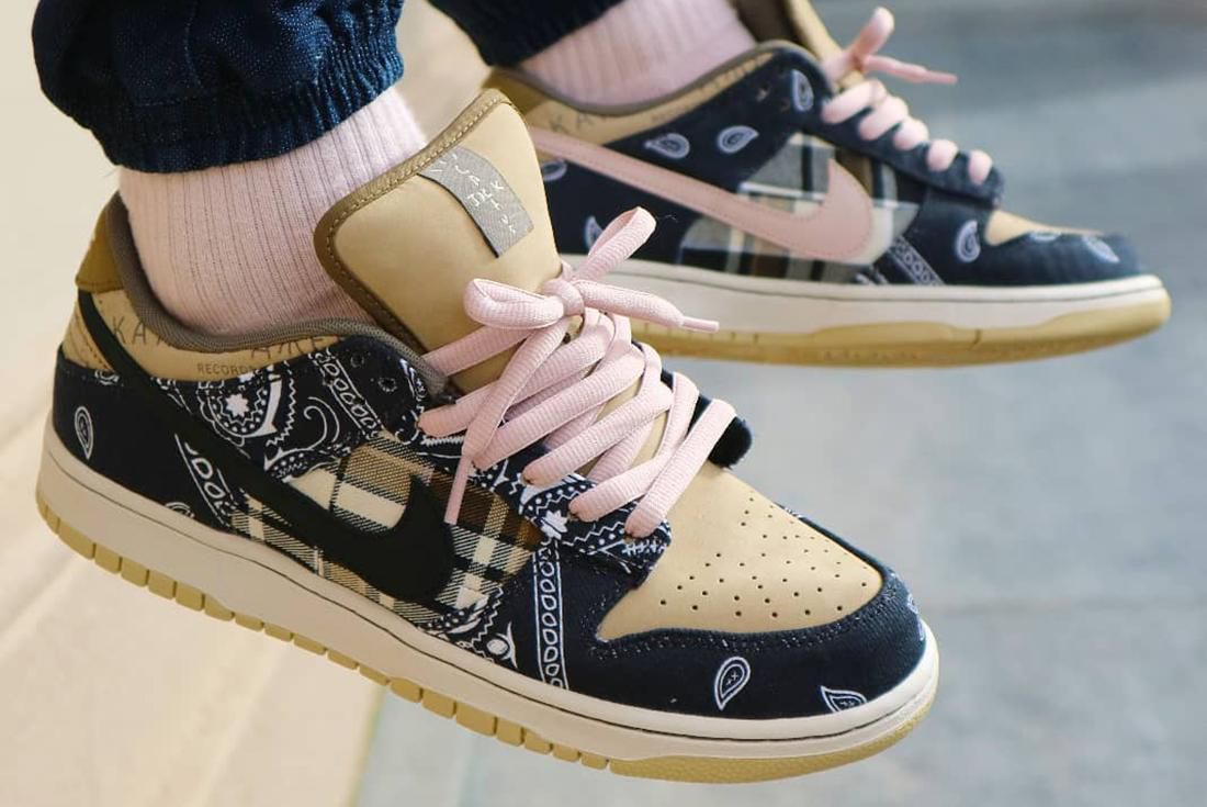 Travis Scott Nike SB Dunk Low Cactus Jack worn on feet